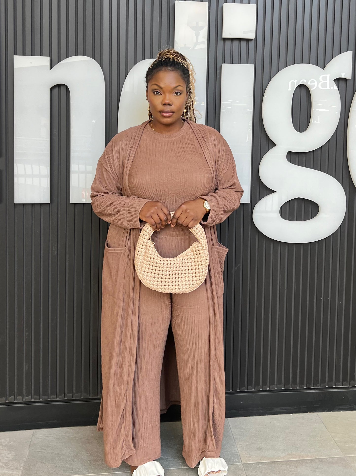 Glam Goddess in Mocha
