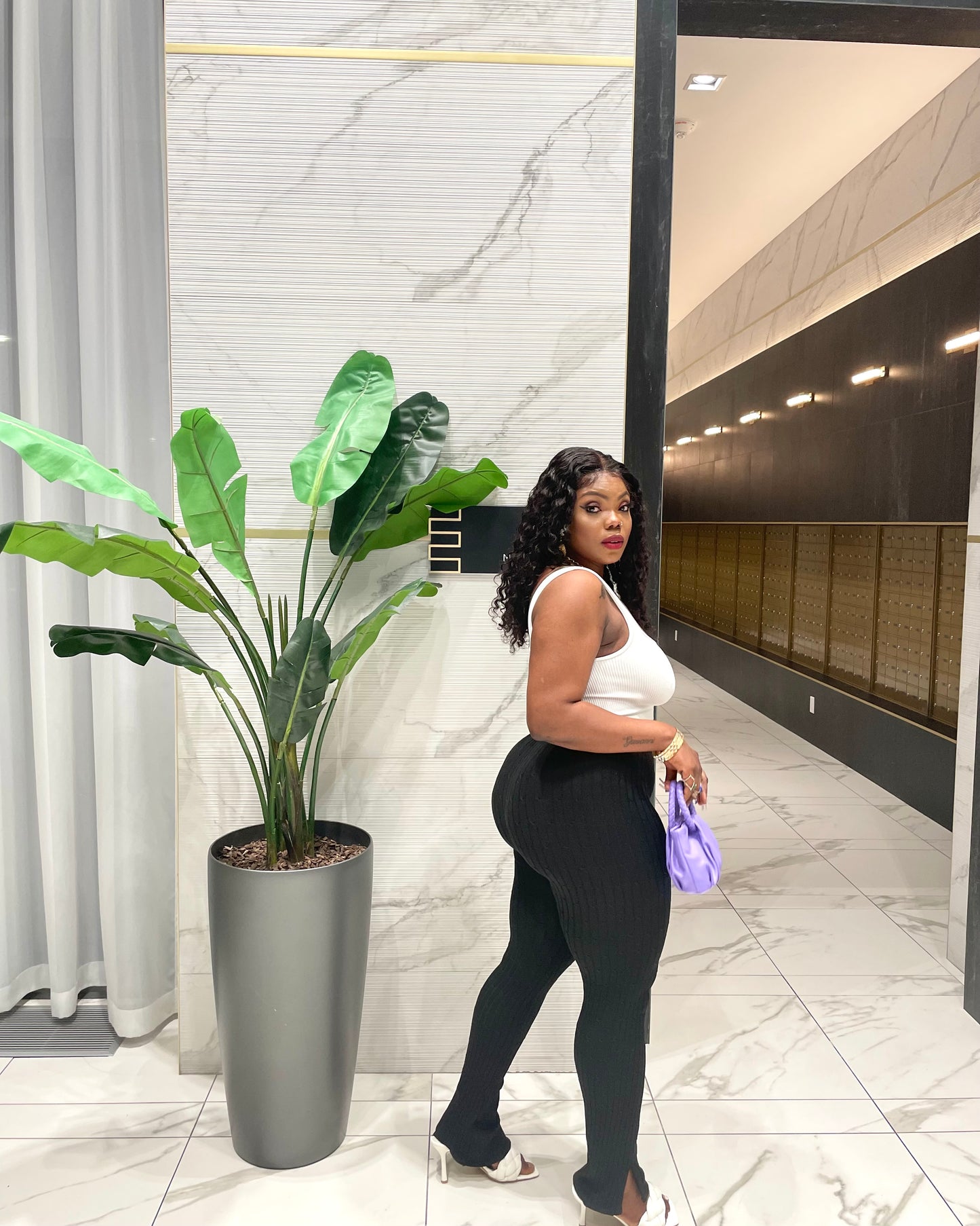 Ezra flare leggings