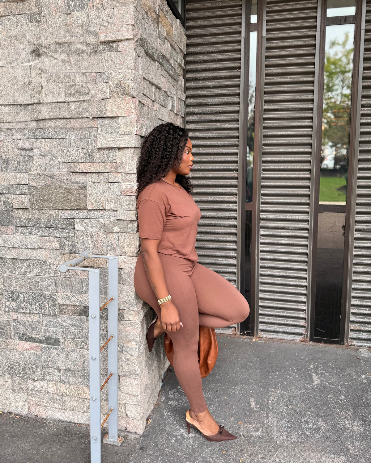 EE in Brown