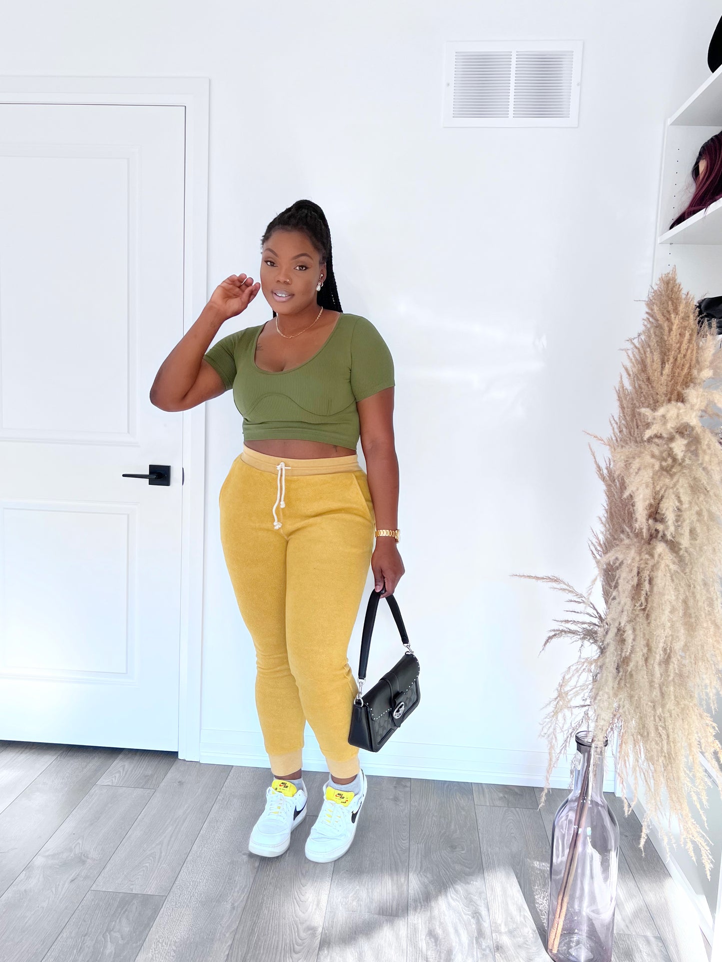 Mustard joggers